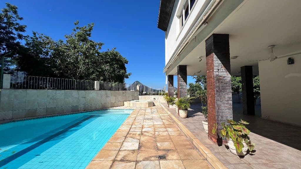 Casa 7 quartos 1500m² - Leblon